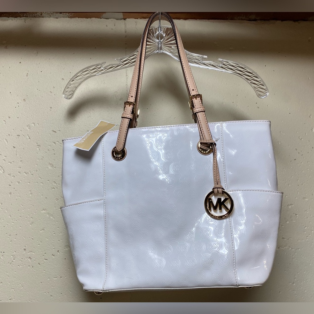 NWT Michael Kors Large Signature White Tote Purse, MONO MIRR METALLIC *flaw*